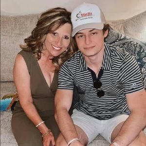 Meet your Posher, Harrison